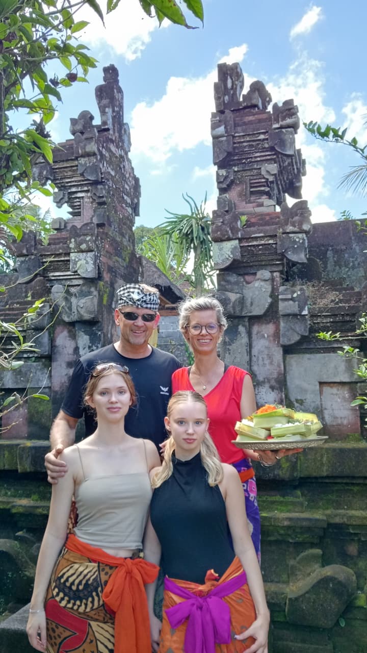 Balinese offering class
